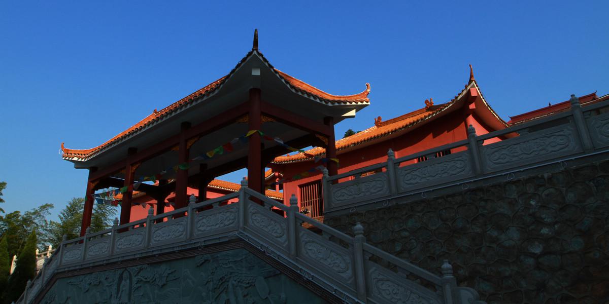 寺廟附近的房子存在哪些風水影響？又該如何化解呢？