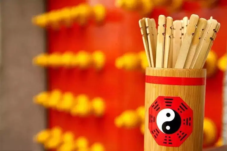 八字算命：真能預(yù)知未來，避兇趨吉？